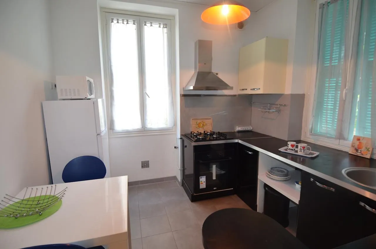Appartement 4 Personnes Dans Les Hauteurs Du Port De Nice France