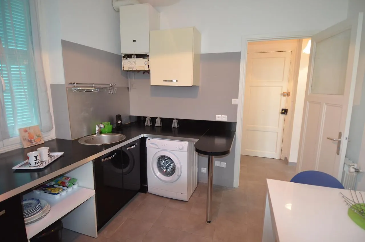 Appartement 4 Personnes Dans Les Hauteurs Du Port De Nice Apartment